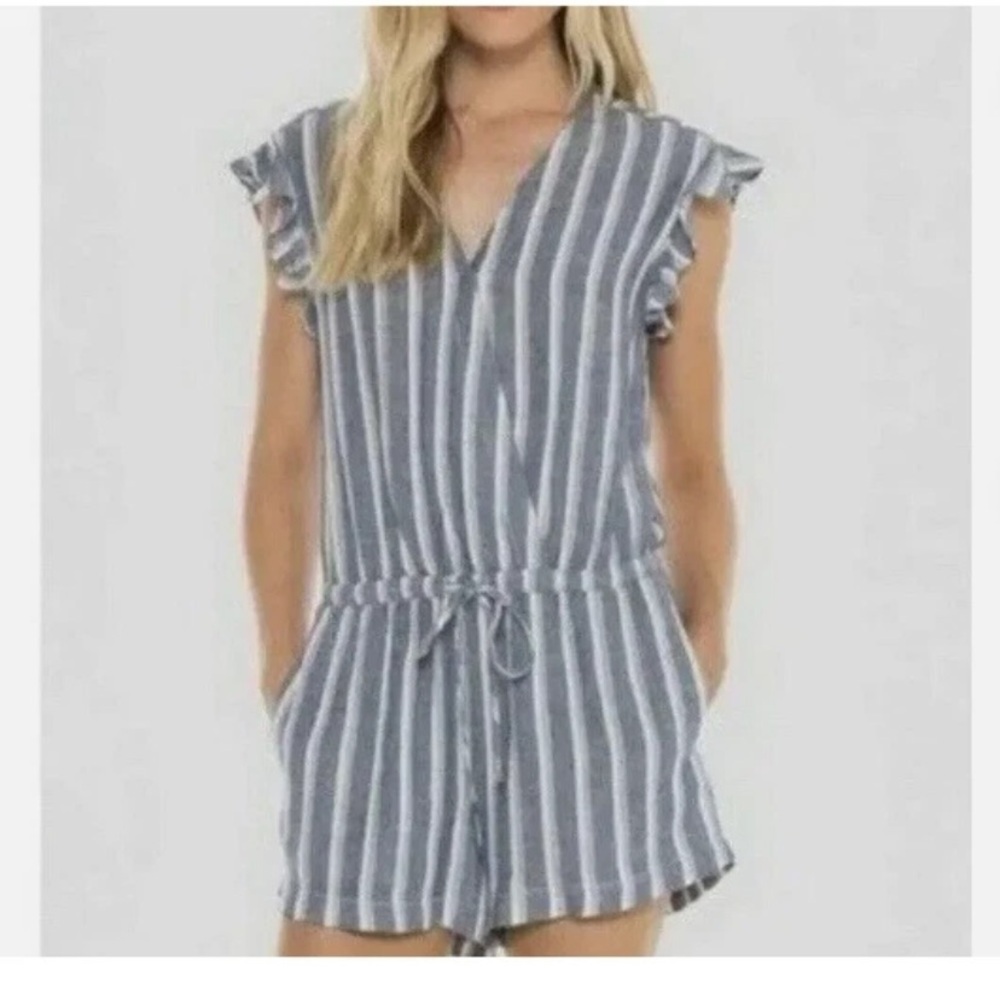 Anthropologie Cloth & Stone Blue White Striped Romper - size Small Linen Blend